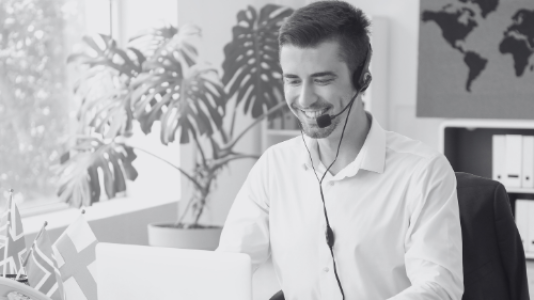 The Virtual Trainer_ Success Strategies for Facilitating Live Online Training The Virtual Trainer_ Success Strategies for Facilitating Live Online Training | Management Centre Europe (MCE)